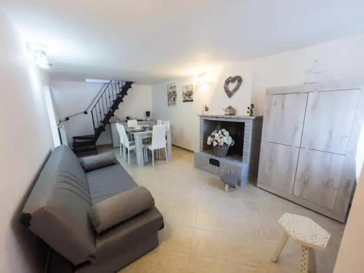 Biancofino Rooms San Valentino in Abruzzo Citeriore Exteriör bild